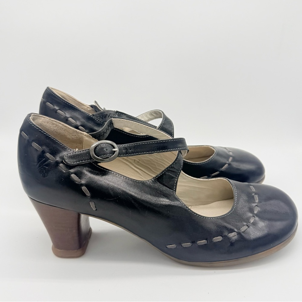 John Fluevog Mary Jane Heels Size 12 Black